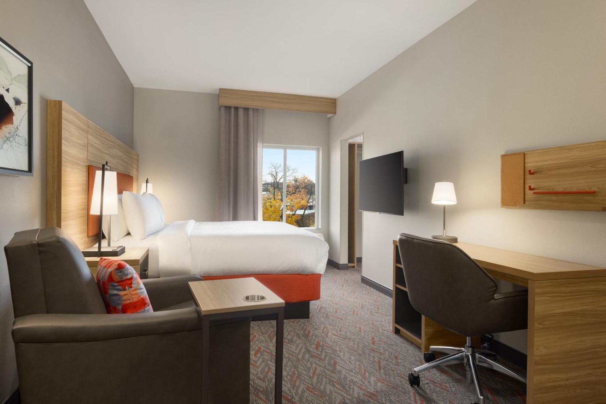 Candlewood Suites Miami - Doral By Ihg Tamiami Eksteriør billede